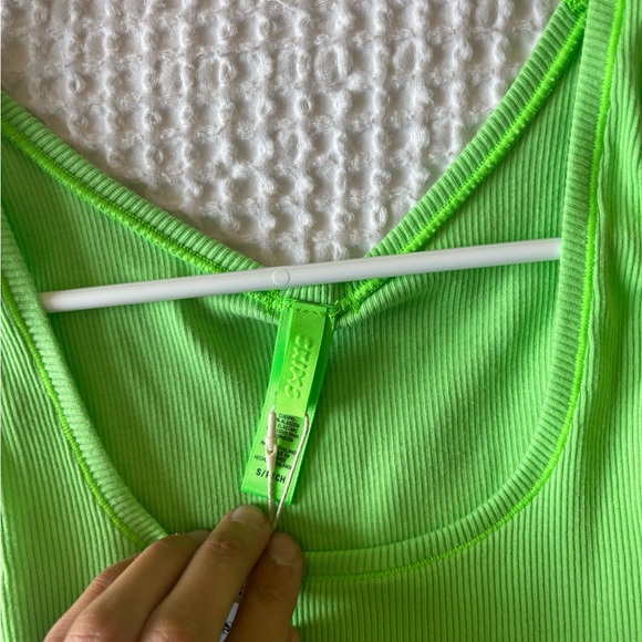 Skims Green Ribbed Tank Top - Picture 3 of 6